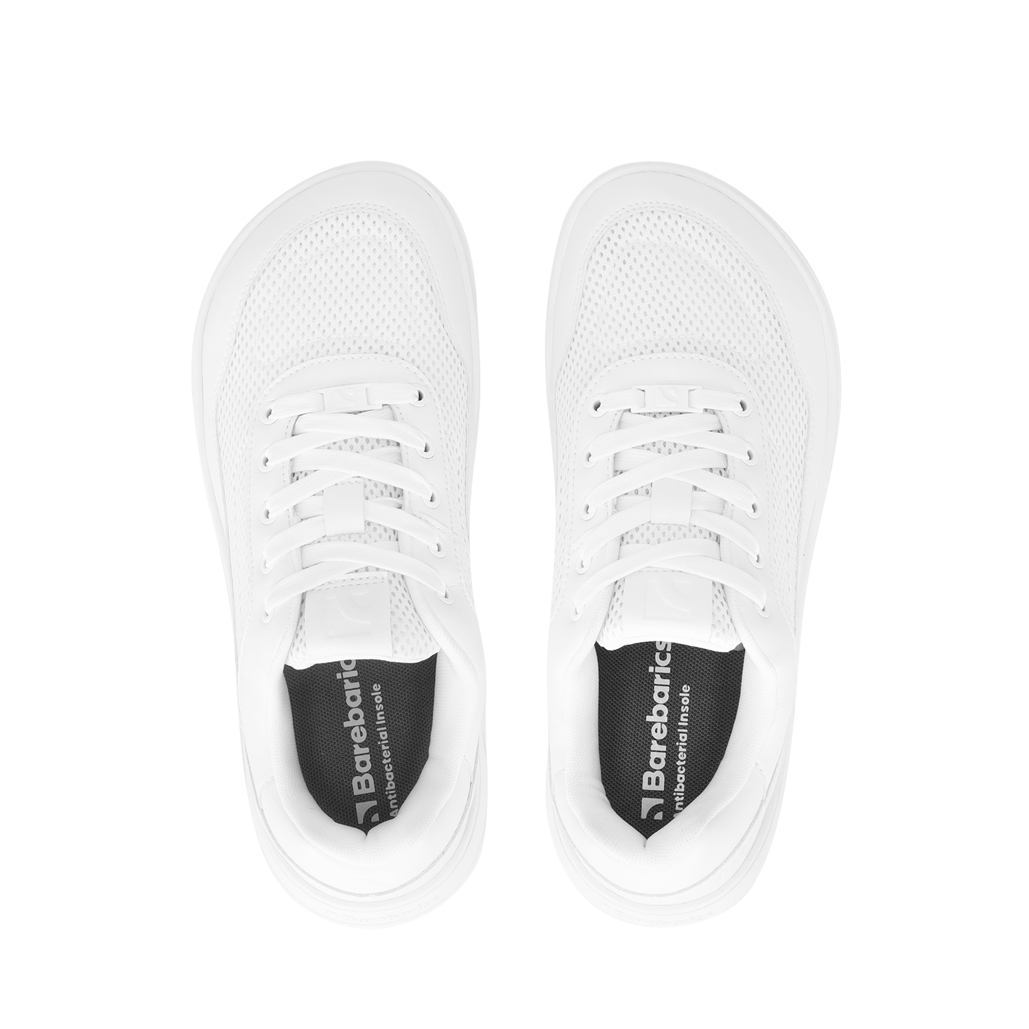 Barefoot Sneakers Barebarics Vaporo - All White.

  Parte superior: cuero sintético + textil
  Forro: textil
  Plantilla: PU + poliéster (extraíble - antibacteriana)
  Suela: goma (ComfortGrip Neo)
  Producción: Vietnam

Atributos del calzado barefoot

  Modelo unisex en modernas variaciones de color
  Plantilla antibacteriana extraíble
  Nueva suela cosida ComfortGrip Neo
  Logotipo de Barebarics en los extremos de los cordones
  Materiales transpirables para una mejor ventilación
  Modelo vegano

Ventajas de los zapatos descalzos

  Suela ultra flexible
  Caída cero: talón y punta en el mismo plano para una postura adecuada
  Punta espaciosa para sus dedos
  Calzado ligero
  EAN/SKU: %eanorsku%
